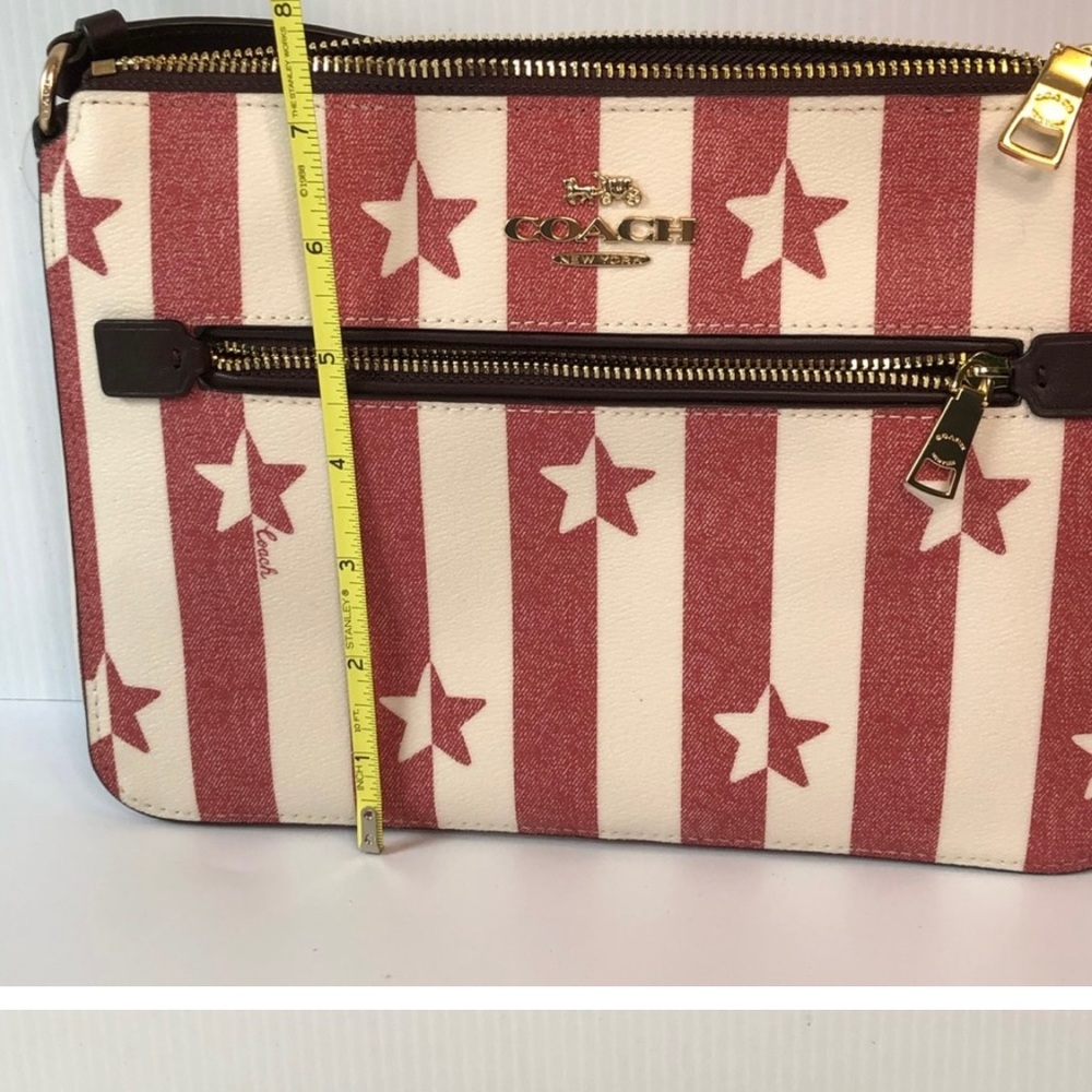 Coach Gallery File Bag With Stripe Star Print NWT